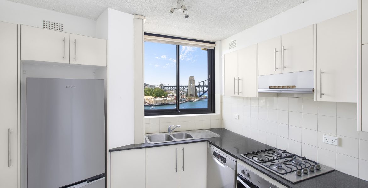 22/21 East Crescent, McMahons Point, NSW 2060 AUS