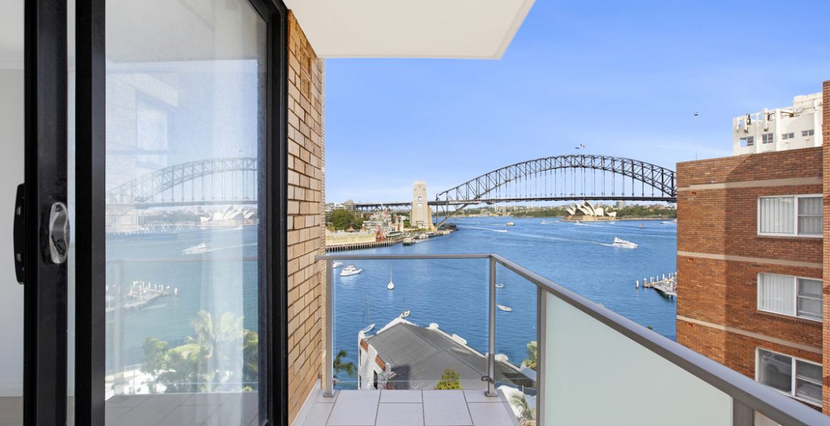 37/21 East Crescent Street, McMahons Point, NSW 2060 AUS