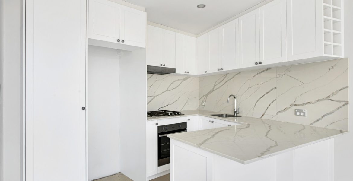 37/21 East Crescent Street, McMahons Point, NSW 2060 AUS