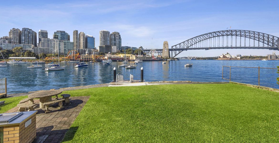 63/21 East Crescent Street, McMahons Point, NSW 2060 AUS
